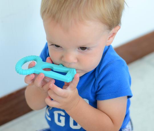 Finding the Best Silicone Teething Toys for Babies – 3 Features for the best teethers